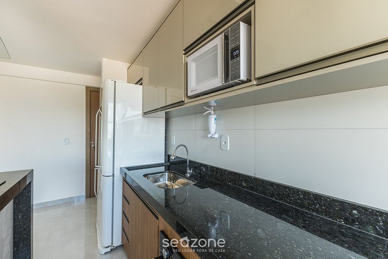 Apto c/ vista mar em prédio c/ piscina MMD0605