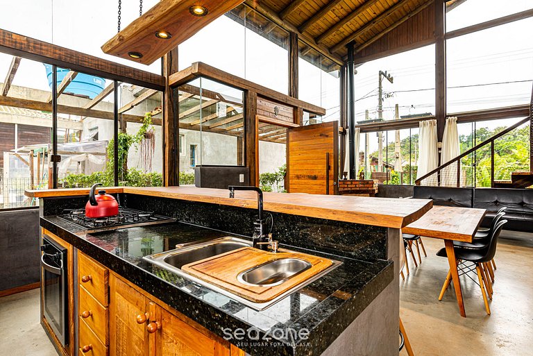 Casa de férias: estilo e conforto Bombinhas EMB686