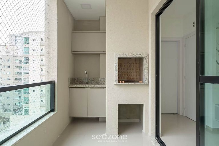 Acogedor apto cerca de la playa en Itapema RGO701