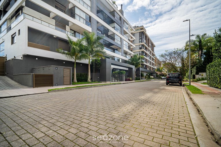 Apto con balcón y parrilla en Jurerê IHD0101