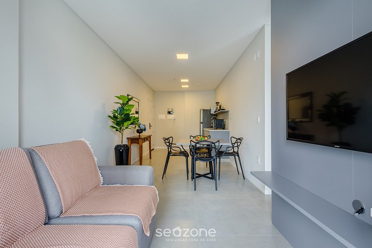 Apto em cond. c/ piscina a 220m da Praia FFS1401