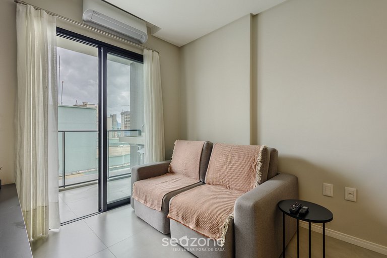 Apto em cond. c/ piscina a 220m da Praia FFS1401