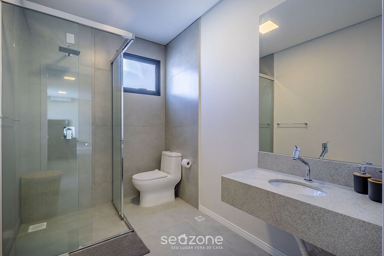 Conforto em cond. c/piscina 200m da Praia FFS0706