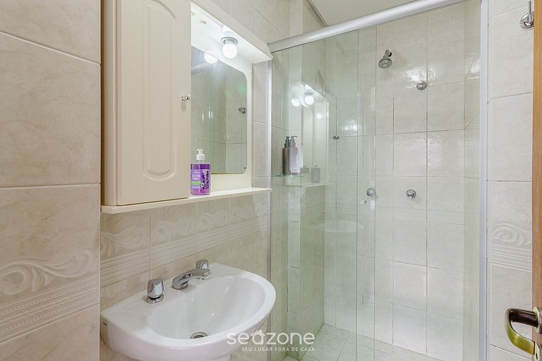 Apto 2 Quartos c/ Churrasq. e Garagem ROY0401