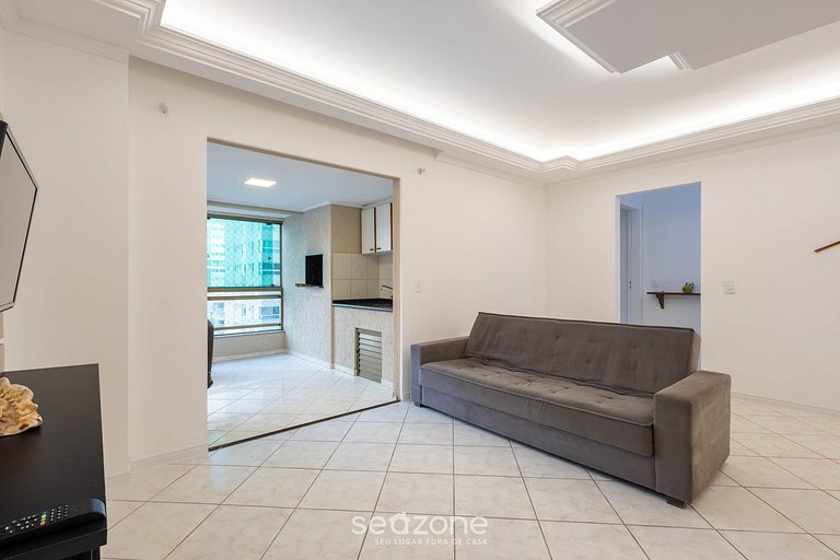 Apto c/ varanda e churrasq. a 290m do mar CAU0199