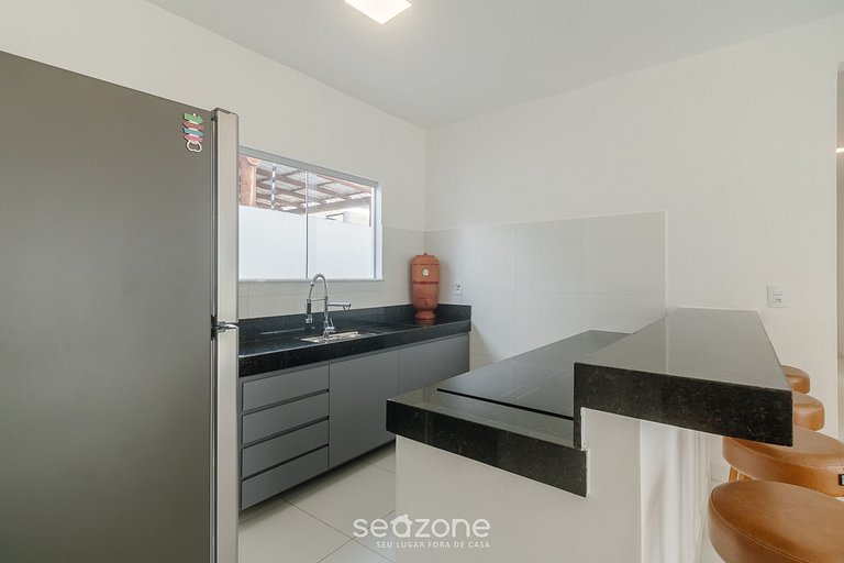 Apto 4 habitaciones en cond. con piscina VIF0104