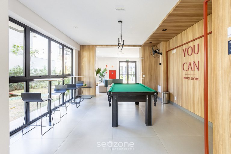 Studio c/ varanda em prédio c/ piscina VBV0616