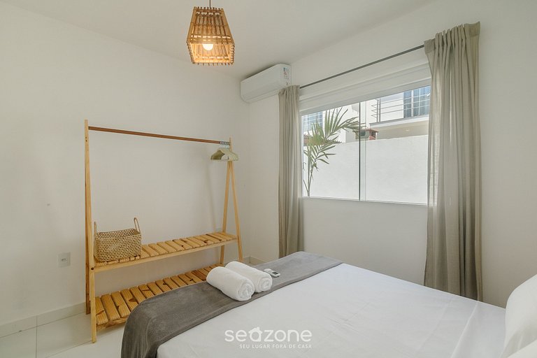 Apto 4 habitaciones en cond. con piscina VIF0104