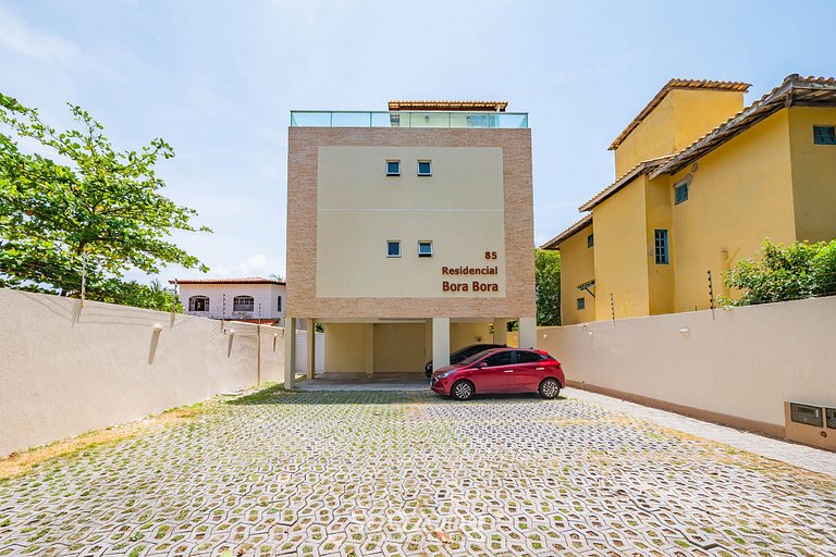 Apto c/ varanda e churrasq. a 400m do mar RBR0003