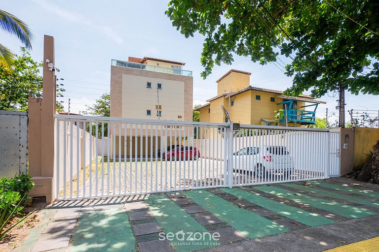 Apto c/ varanda e churrasq. a 400m do mar RBR0003