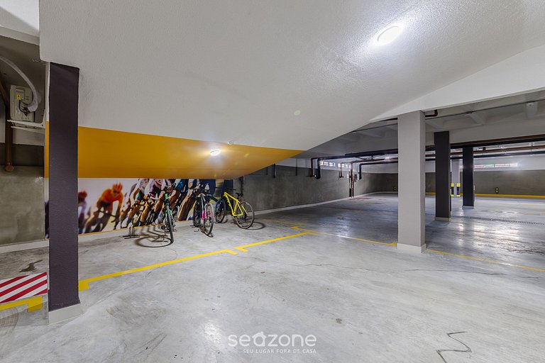 Estadia com piscina e academia a 350m da Praia em localizaçã