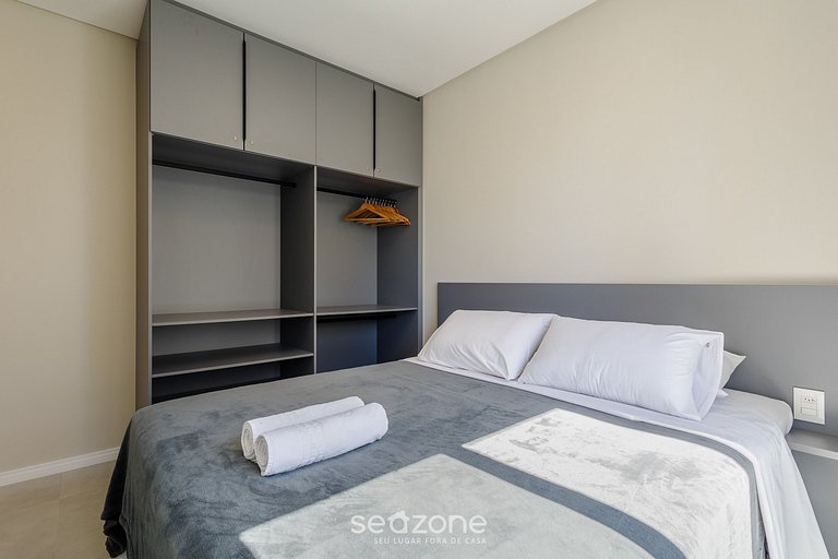 Studio c/ varanda a 220m da Praia FFS1405