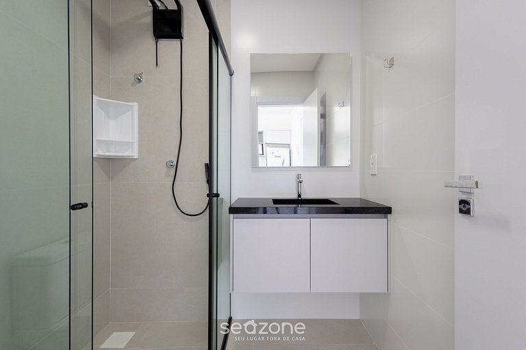 Estudio c balcón y parrilla 180 m del mar SFR0412