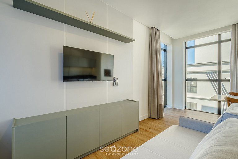 Apartamento em condomínio a 180 m da praia SFR0401