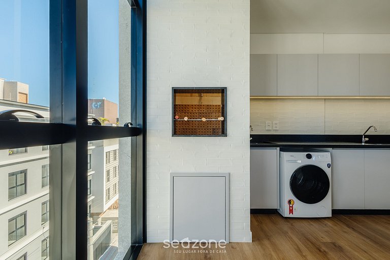 Apartamento em condomínio a 180 m da praia SFR0401