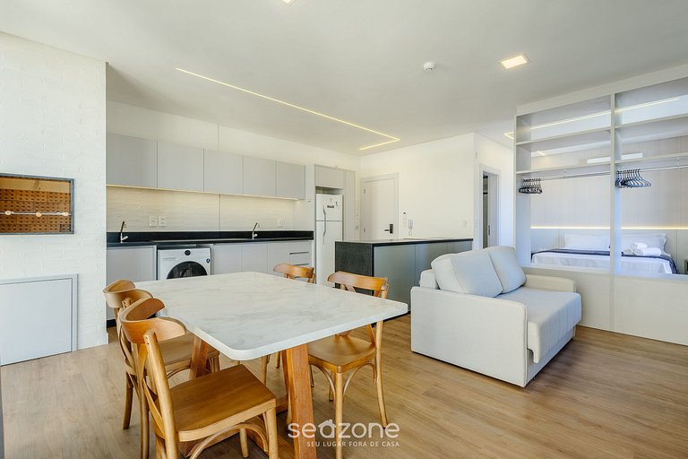 Apartamento em condomínio a 180 m da praia SFR0401