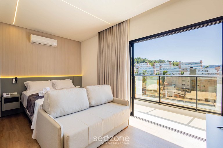 Confort c/ terraza y a pocos pasos del mar SFR0511