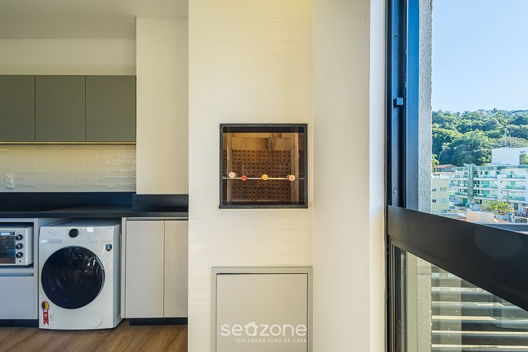 Studio em prédio c/ piscina a 180m do Mar SFR0415