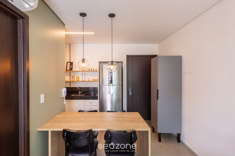 Apartamento moderno com uma suíte a 700 metros da praia ELR0
