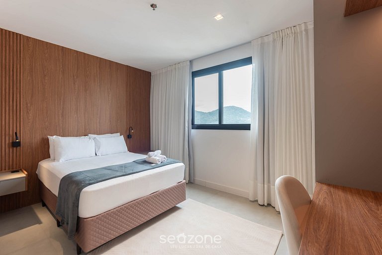 Apt 1Q em cond. c/ piscina a 280m da praia MHF1901