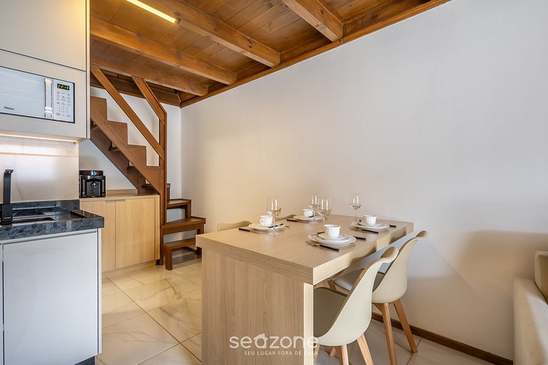 Chalet con balcón en cond. c/ barbacoa VIL0003