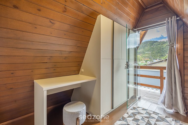 Chalé c/ varanda em cond. c/ churrasqueira VIL0003