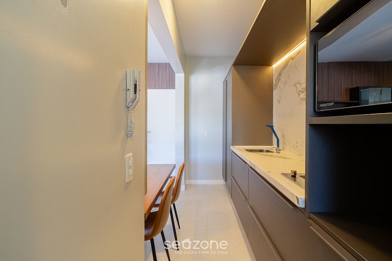 Estudio c/ parrilla, 750 m del UFSC - PST1409