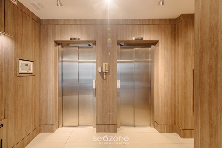 YHD - Condomínio c/ piscina perto da UFSC