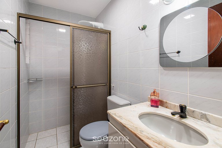 Apto c/ Churrasqueira a 350m da Praia ILH0503