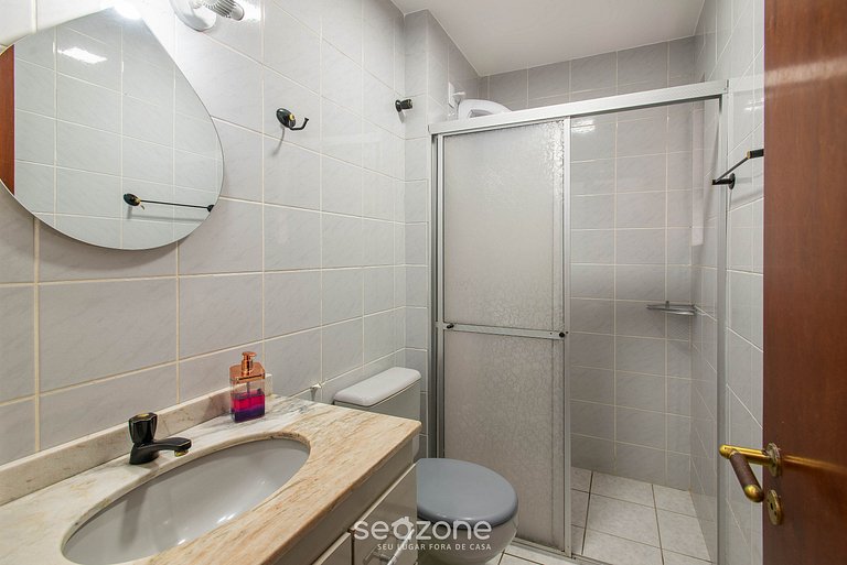 Apto c/ Churrasqueira a 350m da Praia ILH0503