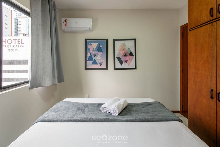 Apto c/ Churrasqueira a 350m da Praia ILH0503