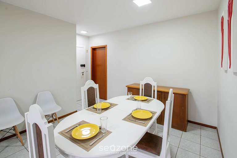 Apto c/ Churrasqueira a 350m da Praia ILH0503