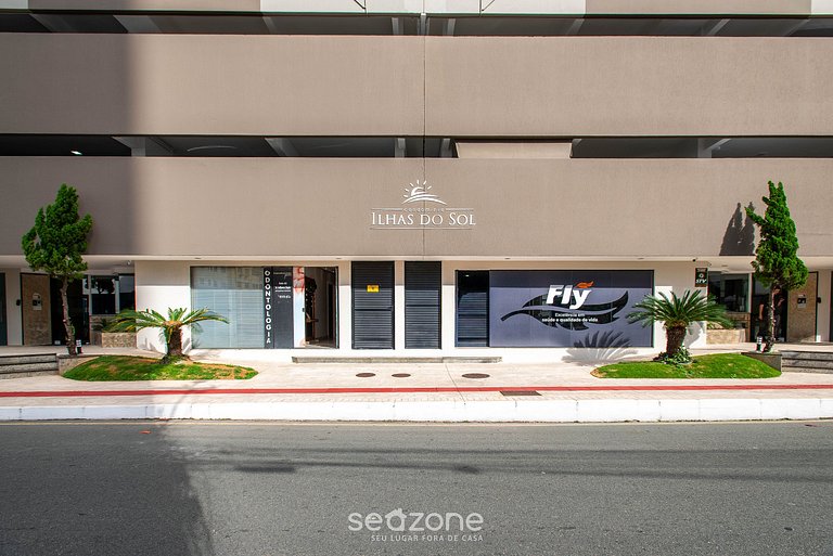 Apto c/ Churrasqueira a 350m da Praia ILH0503