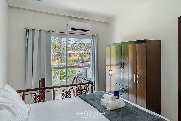 Apto c/ varanda a 350 m da Praia FUA0002