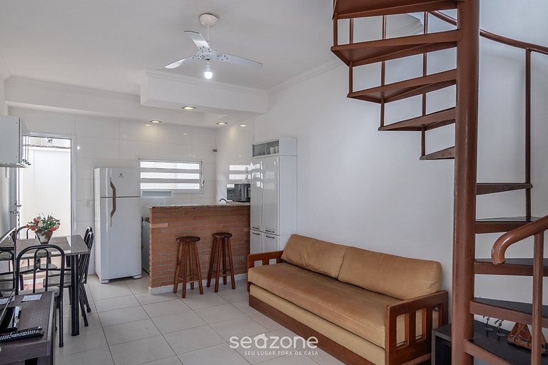 Apto c/ varanda a 350m do mar, Ubatuba - FUA0004