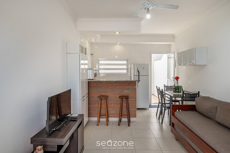 Apto completo a poucos passos da Praia - FUA0003