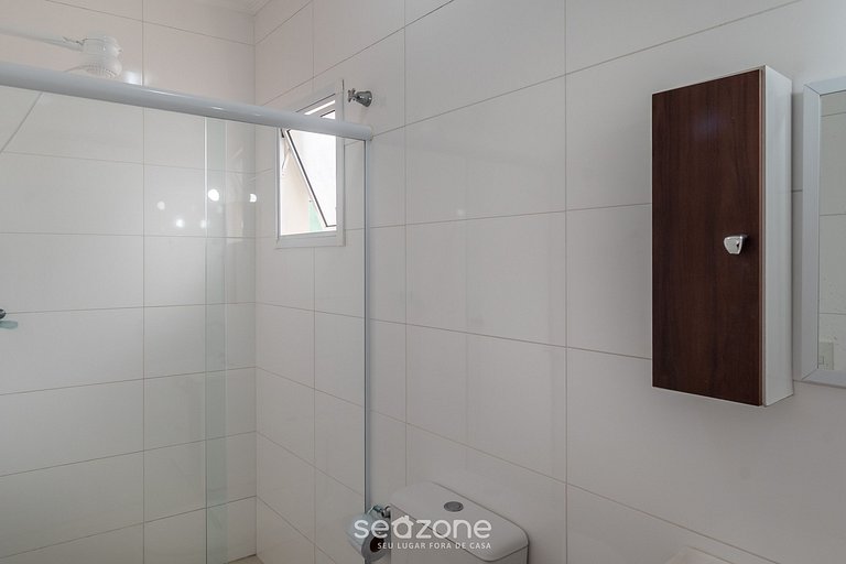 Apto completo a poucos passos da Praia - FUA0003