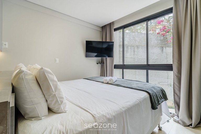 Estudio en edi. con piscina SCA0108