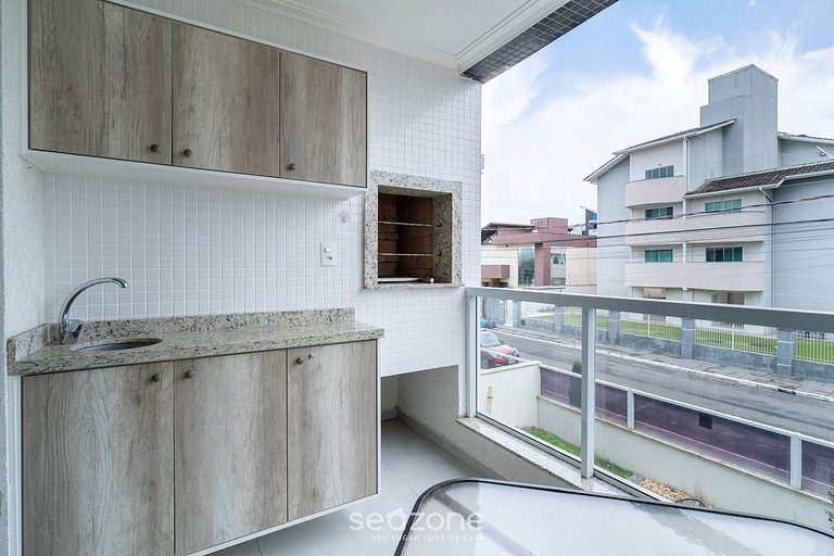 Apto c/ Parrilla en Condominio c/ Piscina RMM0206