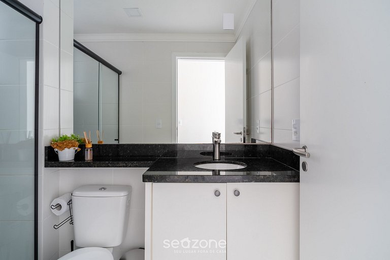 Apto c/ Parrilla en Condominio c/ Piscina RMM0206