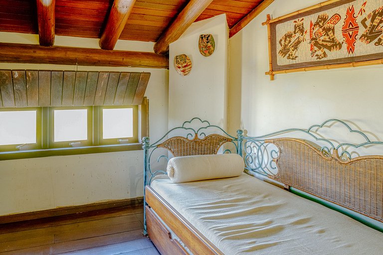 Hermosa casa c/ piscina en medio de la naturaleza EGF000