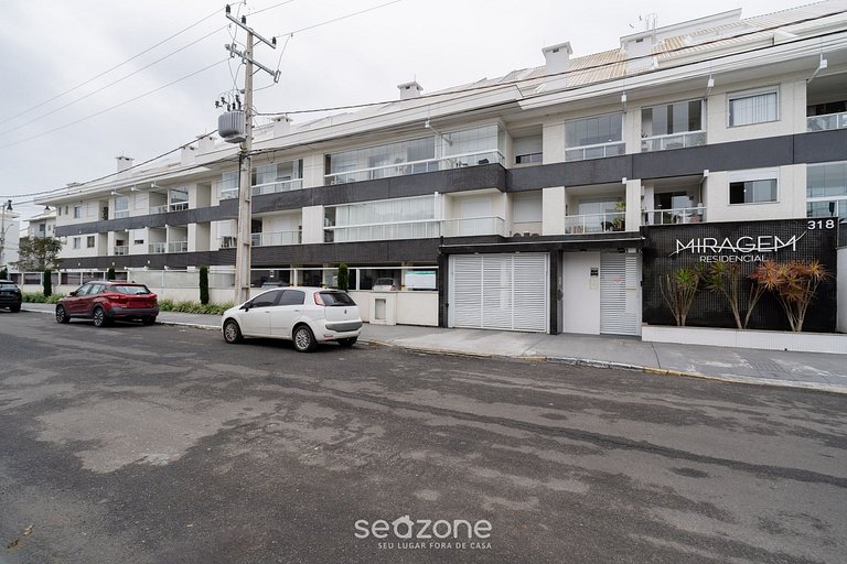 Apto c/ Churrasq. em Condo c/ Piscina RMM0107