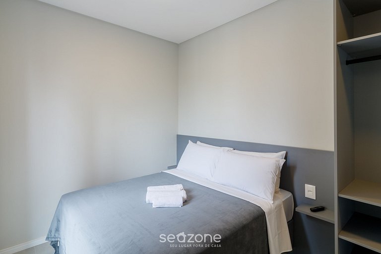 Studio moderno c/ varanda a 220m do mar - FFS1107