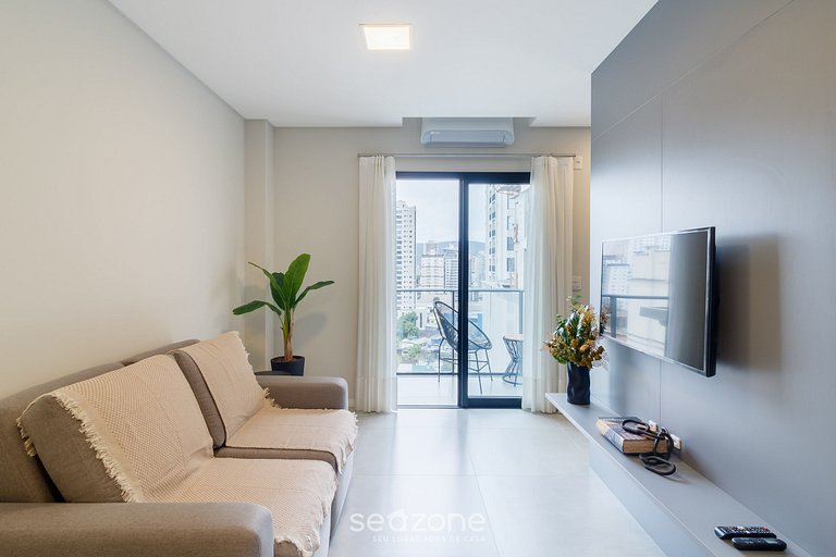 Studio moderno con balcón a 220 m del mar FFS1107