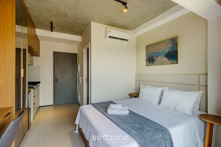 Studio c/ varanda a 10m do Metrô ONP0913