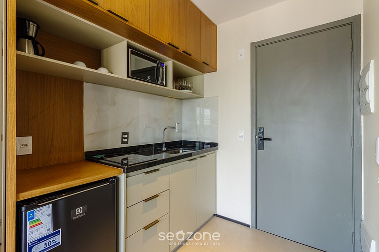 Estudio c/ balcón a pasos del Metro ONP0913