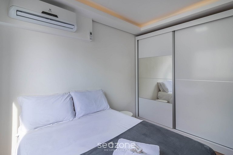 Apto Vista Mar, cond pé na areia c piscina VAC0704