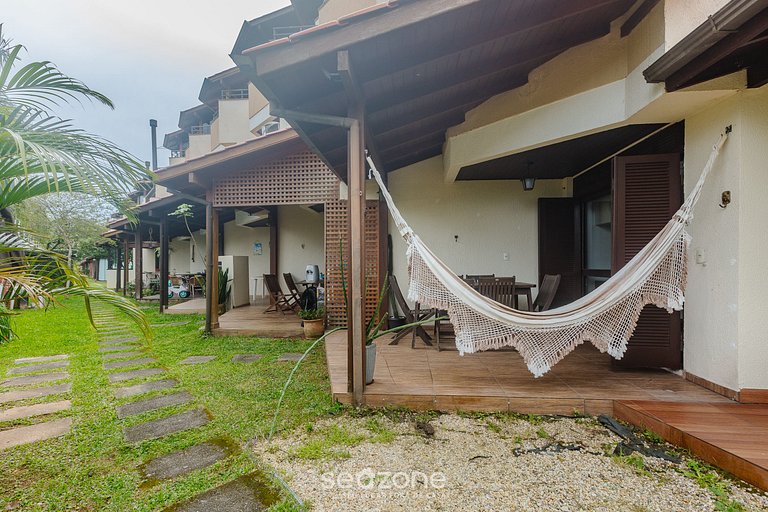 Casa en Cond c Piscina y Acceso al mar MVC0098
