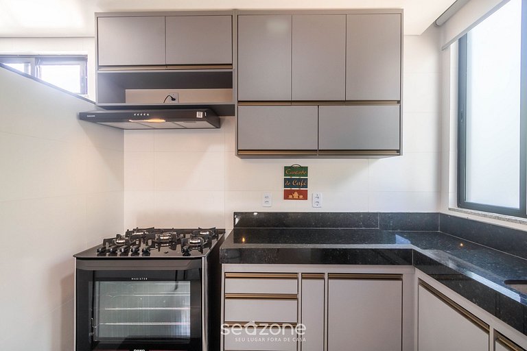 Apto a 350m do Mar em cond. c/ piscina PRY0110