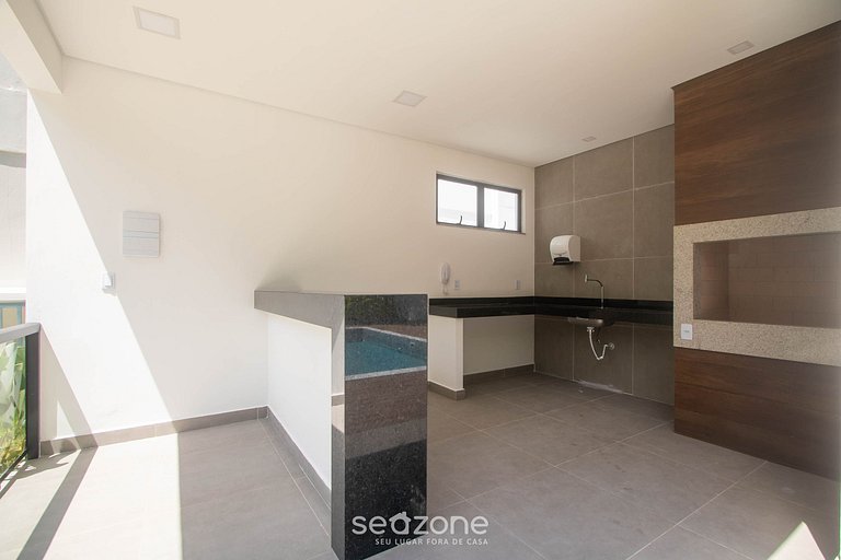 Apto en cond. c/ piscina a 350 m del mar PRY0007